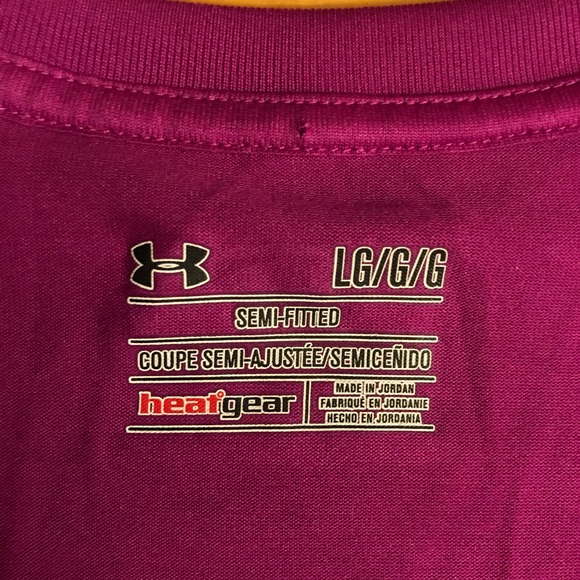 Under Armour Fuchsia Short Sleeve Top, EUC, L - Picture 2 of 9